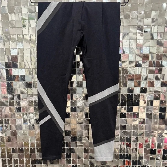 Champion Black and Gray Leggings - Picture 3 of 3